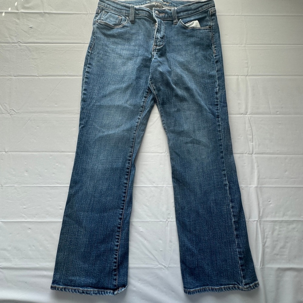 Old Navy The Sweetheart Bootcut Jeans Medium Wash Blue Denim 8 Short 0618